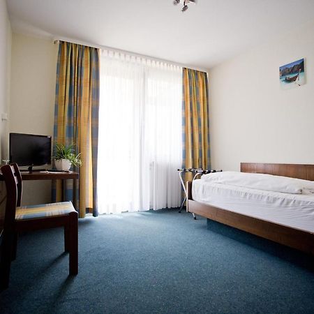 Hotel Lindenhof Mosbach  Kültér fotó